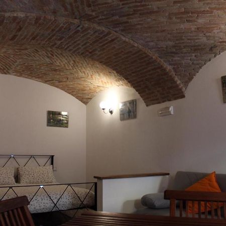 Отель Bed&Braja Vische Экстерьер фото