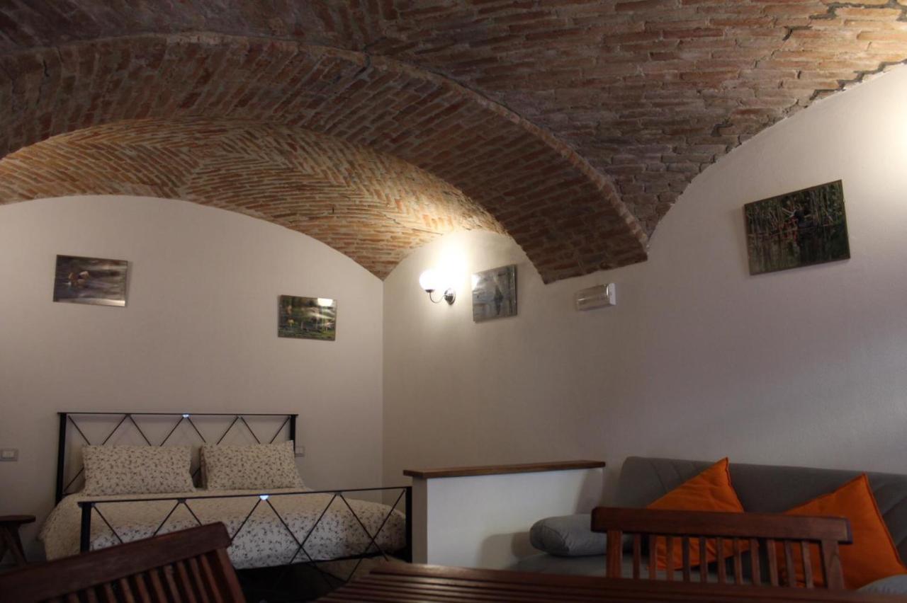 Отель Bed&Braja Vische Экстерьер фото